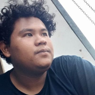 phngbin75's profile picture. 