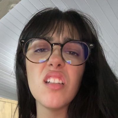 minha rivalidade não é feminina e sim contra todo ser humano em geral