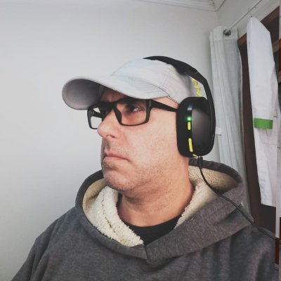 SJoanastiak's profile picture. Professor e Pesquisador