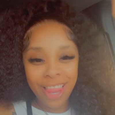 Solid female 🔗 with Pure Heart ❤️ gone forever be Blessed 🙌🏼 That’s Code.📍