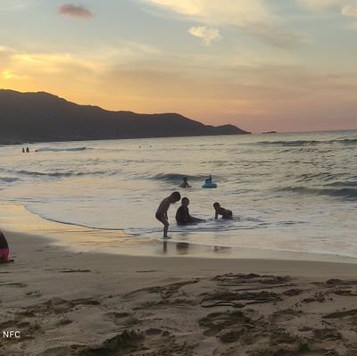 thinkover2106's profile picture. 😭