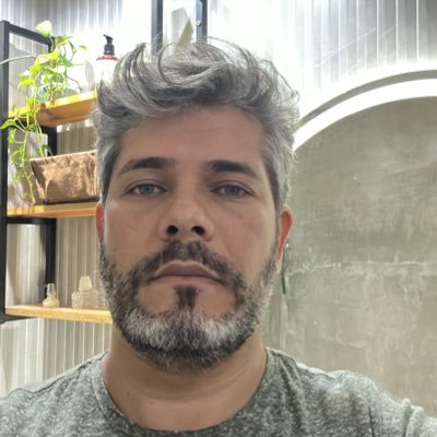 valtair_fg's profile picture. Deus pátria e família!