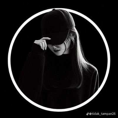 tina_phan's profile picture. Morther of 2