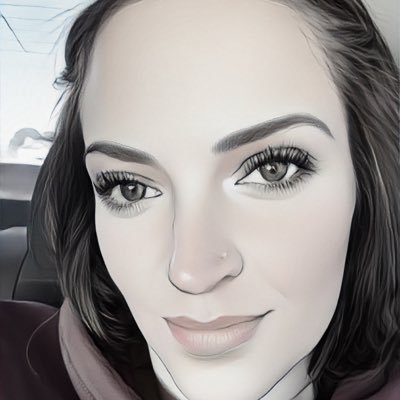 rose_estrada006's profile picture. 