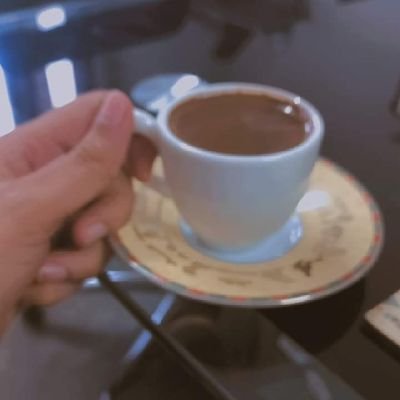 عُـد بي الى النيلِ لا تسأل عن التعبِ
الشوق طيُ ضلوعي ليس باللعبِ🇸🇩❤️