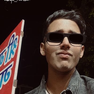 MentallyInIbiza's profile picture. just cannot call myself a techy ... 
try hard Data Scientist