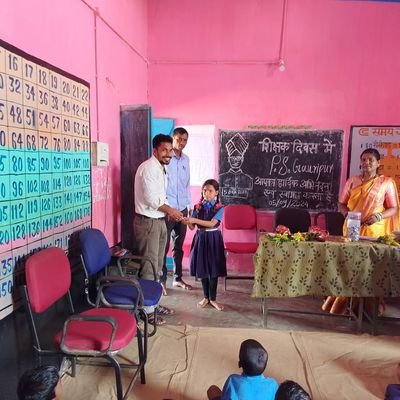 AbhinavMan89380's profile picture. 2023 शिक्षक भर्ती के बी. एड. धारी बर्खास्त सहायक शिक्षक