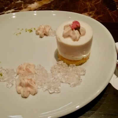 pink_bouquet_'s profile picture. 