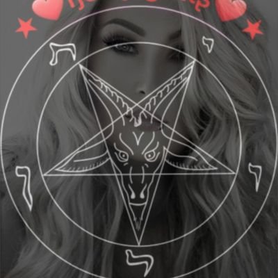 𝕯𝖊𝖛𝖎𝖑𝖎𝖘𝖍𝖑𝖞 𝖉𝖆𝖗𝖐 𝖆𝖊𝖘𝖙𝖍𝖊𝖙𝖎𝖈. 𝕾𝖆𝖗𝖈𝖆𝖘𝖒, 𝖒𝖎𝖝𝖊𝖉 𝖜𝖎𝖙𝖍 𝕲𝖑𝖎𝖙𝖙𝖊𝖗 𝖆𝖓𝖉 𝕽𝖊𝖉 𝖜𝖎𝖓𝖊
𝕹𝖔 𝕯𝕸'𝖘