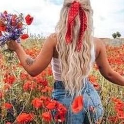 Lirarro4597758's profile picture. 