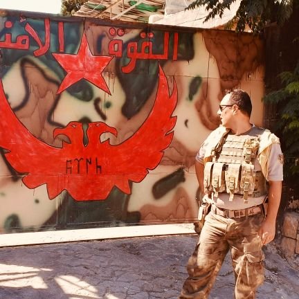 yldzth42's profile picture. 