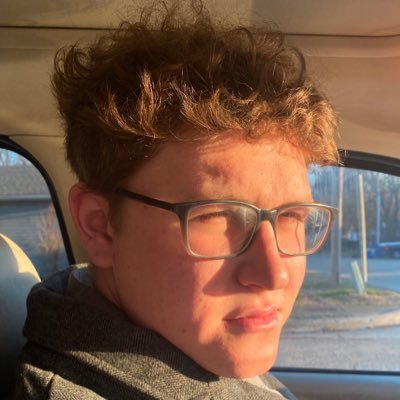 22 Ages | eSports Caster & Host | Gamer & Content Creator | Loves @kingkiwilei 🥝 | Media Head - @csa_rl