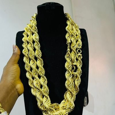 AbdulHusse91942's profile picture. Alhamdullilahi for everything Allah ya sa annabi Muhammad s a w💚💚ya ce ce mu ranar gobe kiyama🤗🤲🤲🤲