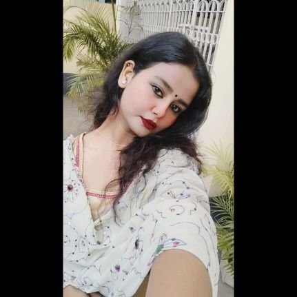 shrutisinhaaha's profile picture. दुर्गा माँ✨