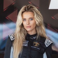 Lindsay Brewer (@lindsaymbrewer) 's Twitter Profile
