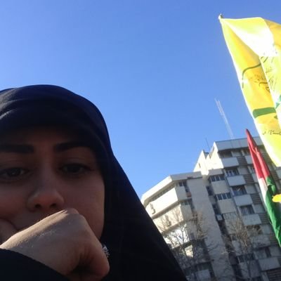 استقلال، آزادی، جمهوری اسلامی
.
عدالتخواه✊🏻
.
علاقهمند به فرهنگ سیاسی