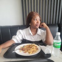 TheSheThatWrites (@theblossomamaka) 's Twitter Profile Photo TheSheThatWrites (@theblossomamaka) 's Twitter Profile Photo