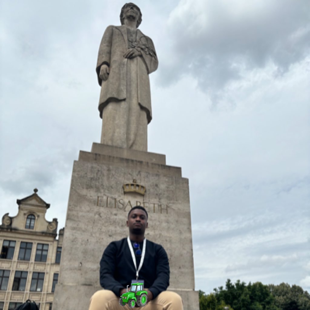 MrishoLukamba's profile picture. 23 yo| web3 pmf is in Africa | ex eng @TONOMUSNEOM || @class_lambda cryptography student | Maths & Physics Undergrad