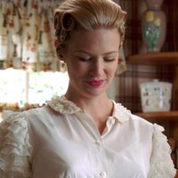 meg (@bettydr4per) 's Twitter Profile Photo