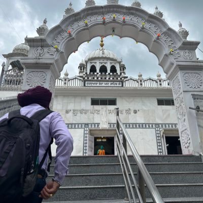 ਲਖ ਖੁਸ਼ੀਆਂ ਪਾਤਿਸ਼ਾਹੀਆ ਜੇ ਸਤਿਗੁਰੁ ਨਦਰਿ ਕਰੇਇ॥ ਨਿਮਖ ਏਕ ਹਰਿ ਨਾਮੁ ਦੇਇ ਮੇਰਾ ਮਨੁ ਤਨੁ ਸੀਤਲੁ ਹੋਇ॥Married😘♥️EnggMBA ਵਾਹਿਗੁਰੂ ਜੀ Main ACCT @chardikalasingh