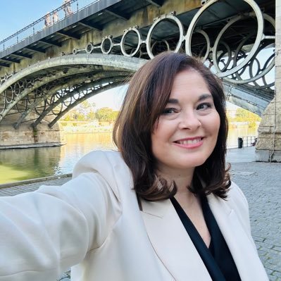 Profesora de Derecho romano. Universidad Pablo de Olavide. Escritora #laCasadelaPiedad #dePoncioaPilato #dePonienteaRoma