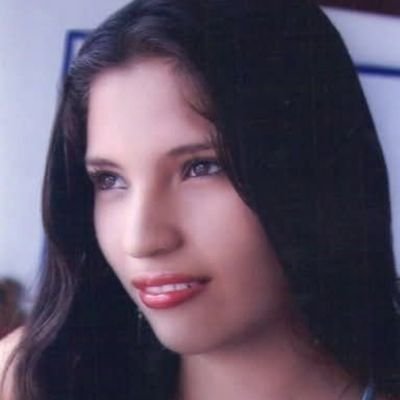 Liz2614's profile picture. 