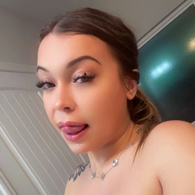 RiRi Baby😌 (@itsmereallyriri) / Posts / X