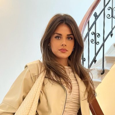 yu0yu2yu1yu0's profile picture. 🌍 Global traveler | 💖 Passionate about women's empowerment and community building | 📚 Sharing inspiration and experiences | 🎉 Life is full of possibilitie