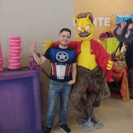 👨⚕️🧑🦲💩/ Gamer 🎮/ Geek 🤓/ Cinéfilo 🎥🍿/ Gryffindor 🔮/ Pokémon Trainer / Nintendo boy / Animal lover 🐱🥰🐶/👬/
SW-7270-3673-0916/PKMN Go 453276166762