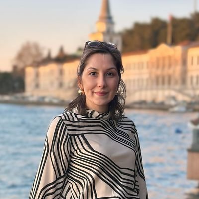Marketing•PhD•@marmara1883 🎓
Digital Marketing Management @itu1773 💻
Digital Leadership @gsuinnove 🚀
Author 📘
Blogger @nilaysayancom ✍️🏻
🦁🎸🐾⚓️🌞