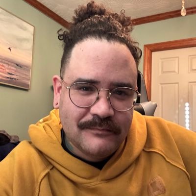 LootBoxHero_'s profile picture. Professional WeirdO. Toxic Avenger. Beer Champ. FGC, FPS, RogueLike enthusiast.