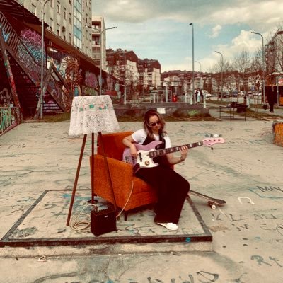 YllkaaSimnica's profile picture. Flutist🎼 https://t.co/W0NA4D6Lhs | https://t.co/GpSjw67mc5 |