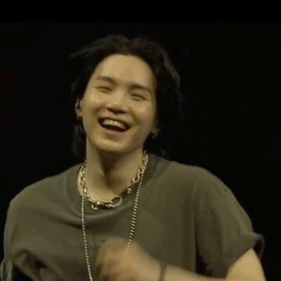 oriya310's profile picture. たまにお出かけしますがユンギ沼に永住。
相棒の小学生娘といろいろ推し活中。
目指すはあの方のような美白艶肌🐱✨
隙あらば渡韓しようとする韓国スキンケアオタク。