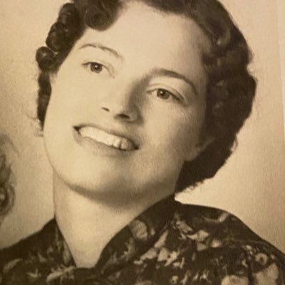 Retired scientist and lover of nature, books, gardening, clean air, vaccines, public health, democracy and fair dealing. USA Liberty and Justice for all. No DM