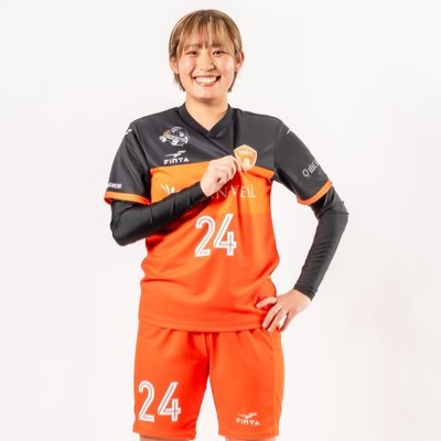 v13_m63_soccer's profile picture. レノファ山口FCレディース #24⚽️🧡 @fintajapan ブランドアンバサダー