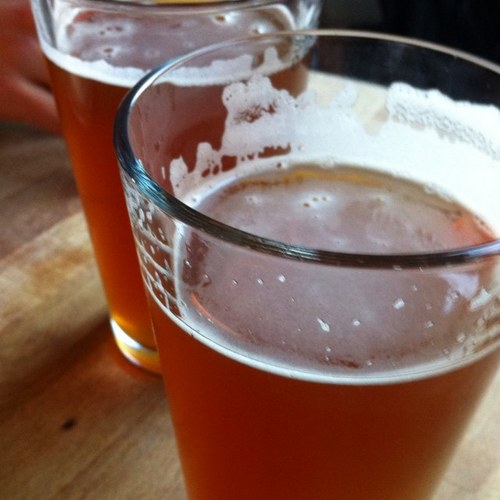 AlePorterStout's profile picture. Nå også som blogg. Totalt fritt for industriøl. #øl #ipa #drikkno
@haakonjo er mannen bak kontoen.