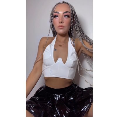 Becjadexoxo's profile picture. 25 | Single | Onlyfans | Insta; xprivbecjade1x