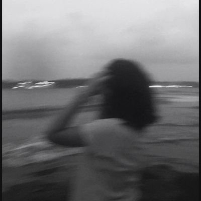 Cleopaattraaa's profile picture. فقط احمق ها و مردگان،هرگز تغییرِ عقیده نمی‌دهند
.
احمق ها نمی‌خواهند،مرده‌ها نمی‌توانند.