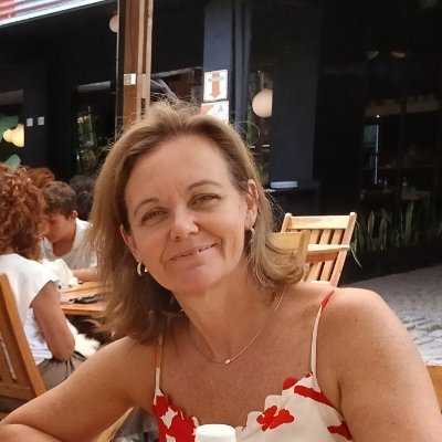 Alejandra Kern Profile