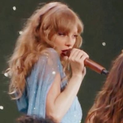 22 | #Booktwt | Swiftie y lectora de romance ante todo ✨📖 10/25 📚