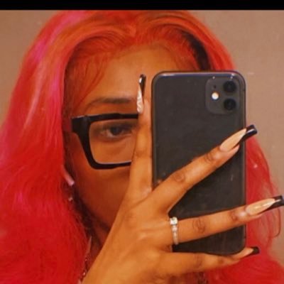 26 || LLA🦋| | Dominant 🫦🏳️🌈| I’m just a cool ass girl 🌻✨