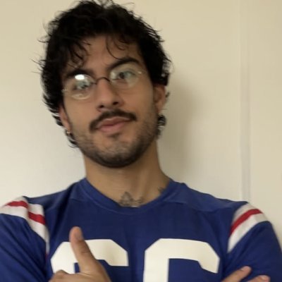 EMILIAN0AGUI's profile picture. #fake #parody