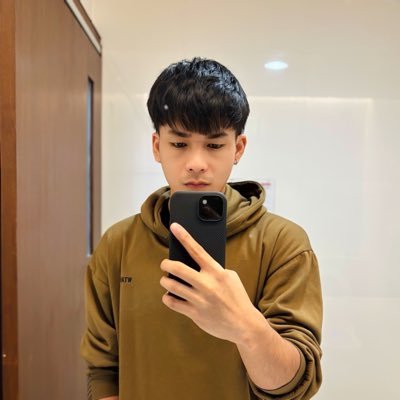 asuretristan's profile picture. 