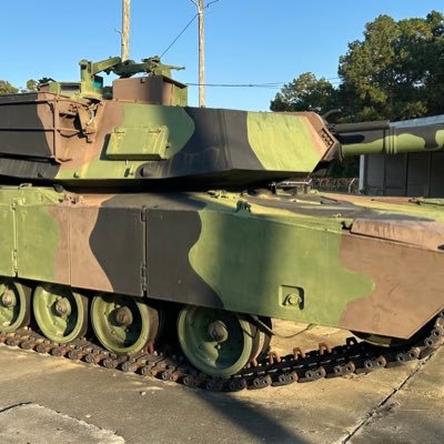 jeremyteagarden's profile picture. 23
🌴🌞Florida🌴🌞
    💙091715 💙