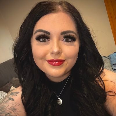 amygiles27's profile picture. 