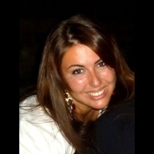 Raffyna's profile picture. Meglio ridicoli che assolutamente noiosi.