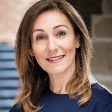 realcarolinelaw's profile picture. Working with ambitious companies | Coach & mentor | FCIM MILM BAHons | DISC acc