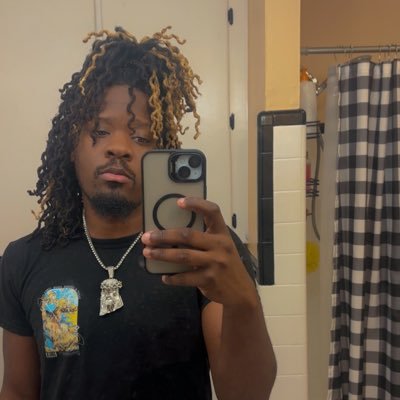 PharoahIam's profile picture. Father First👑 | #LLDemani | @_longlivecreaa 💍