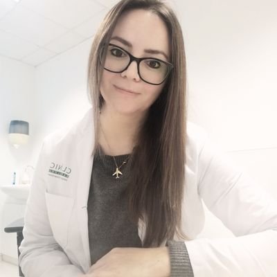 MD, Interventional Pneumologist, interstitial lung disease fellowship, internist.