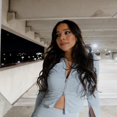 nikkycelia's profile picture. Instagram• @nikkycelia | snap• @nikkycelia